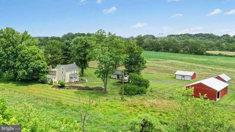 995 PASSER ROAD, COOPERSBURG, PA 18036