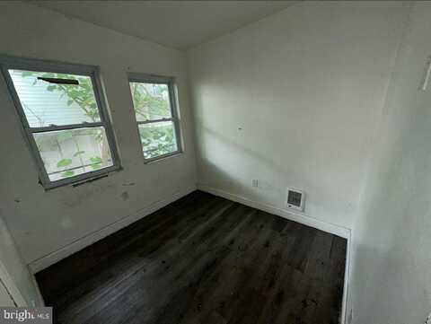 823 E MADISON STREET, PHILADELPHIA, PA 19134