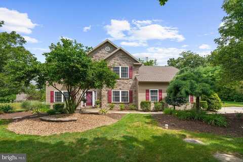 6336 OPOSSUM LANE, SLATINGTON, PA 18080