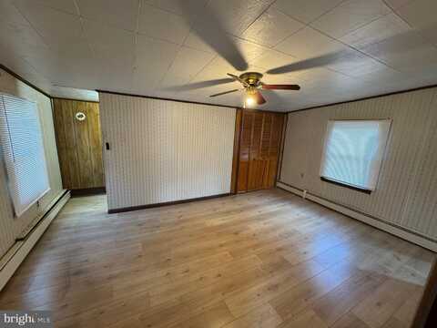 100 HARRISON, TREMONT, PA 17981