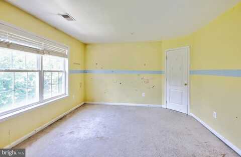 6927 IRONBRIDGE LANE, LAUREL, MD 20707