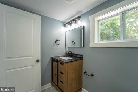 16 PAROLE STREET, ANNAPOLIS, MD 21401