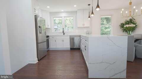 1900 LISMORE LANE, CATONSVILLE, MD 21228