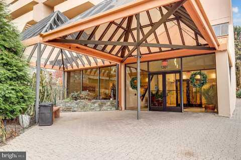 1301 N COURTHOUSE ROAD, ARLINGTON, VA 22201