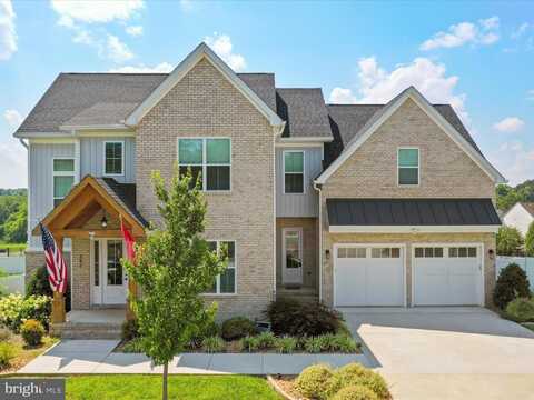347 MOON STONE DRIVE, KEARNEYSVILLE, WV 25430