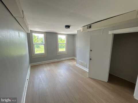 811 N MOUNT STREET, BALTIMORE, MD 21217