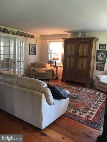 409 COOK MOUNTAIN DRIVE, BRIGHTWOOD, VA 22715