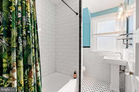 225 TRENT ROAD, WYNNEWOOD, PA 19096