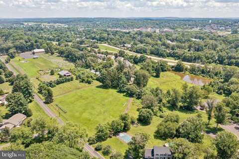 925 E SANDY RIDGE ROAD, DOYLESTOWN, PA 18901