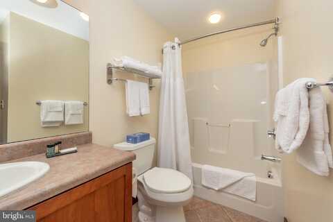 565 GLENDALE ROAD, OAKLAND, MD 21550