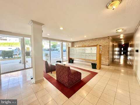 4520 KING STREET, ALEXANDRIA, VA 22302