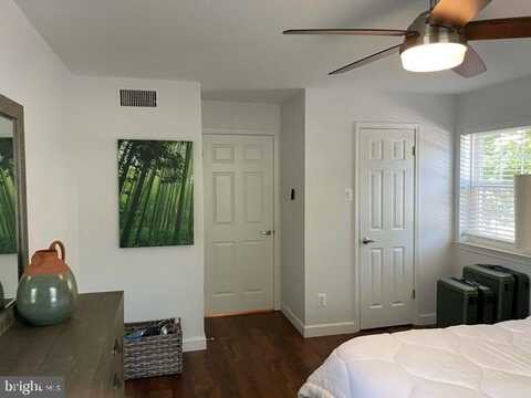 1540 LINCOLN WAY, MCLEAN, VA 22102