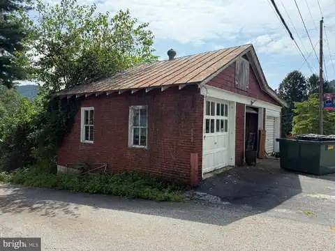 14 CENTER STREET, DUNCANNON, PA 17020