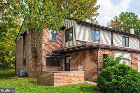 201 FAIRFAX COURT, CHESTERBROOK, PA 19087