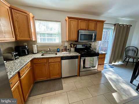 926 WOODLAWN AVENUE, PHOENIXVILLE, PA 19460
