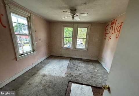 719 BURLINGTON AVENUE, DELANCO, NJ 08075