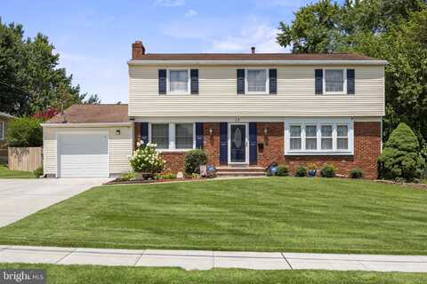 13 RUTGERS DRIVE, DELRAN, NJ 08075