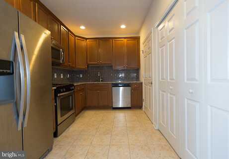 1144 HALIFAX PLACE, HAMILTON, NJ 08619