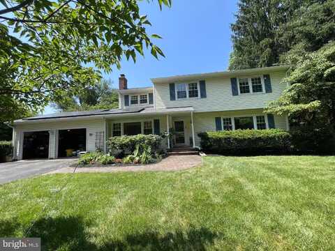 30 NORCHESTER DRIVE, PRINCETON JUNCTION, NJ 08550