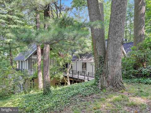 1726 OAK LANE, READING, PA 19604