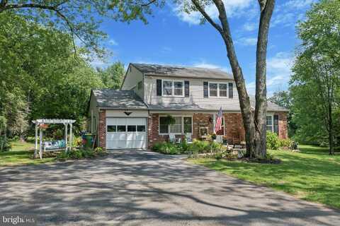18 LONGVIEW ROAD, GLEN MILLS, PA 19342