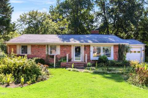 707 W Morris Circle, Dunn, NC 28334