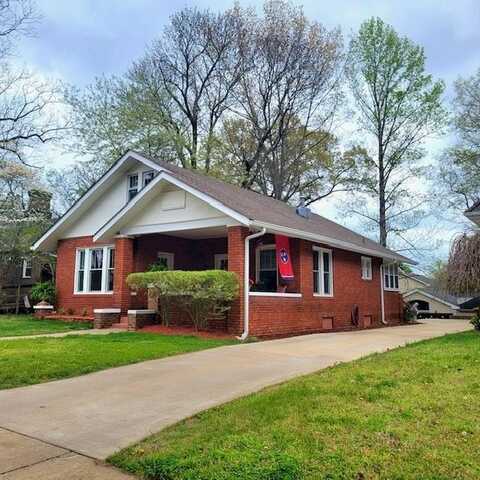 409 Jackson Street, PARIS, TN 38242