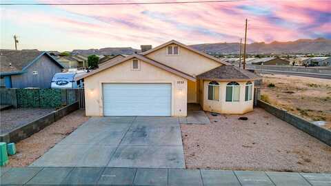 3733 N Irving Street, Kingman, AZ 86409