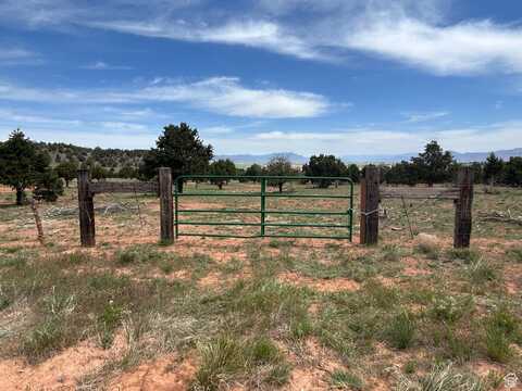2604 W MAPLE CANYON, Parowan, UT 84761