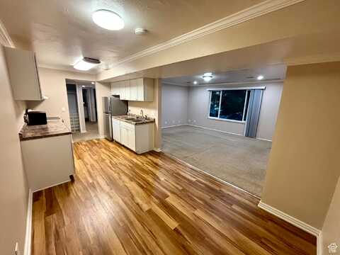 555 W STAR CREST S, Salt Lake City, UT 84116
