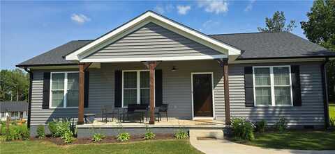 105 Jefferson Place, Walhalla, SC 29691