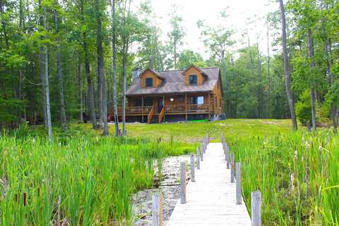 19601 Horseshoe Lake Dr., Hillman, MI 49746