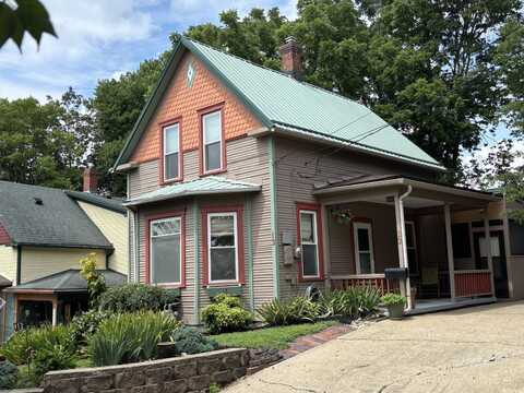 13 Hanlin Ave, Athens, OH 45701