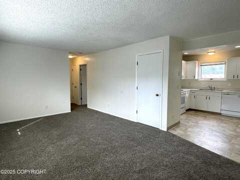 2746 W 42nd Avenue, Anchorage, AK 99517