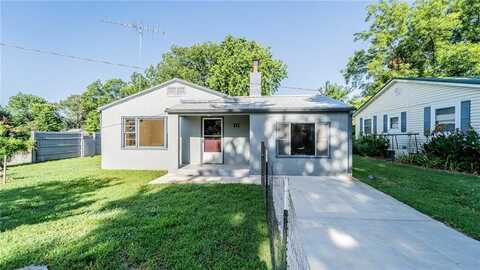111 5th AVE, Gravette, AR 72736