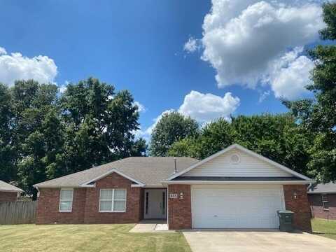 805 N Blazing Star DR, Fayetteville, AR 72704