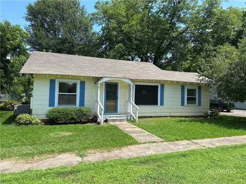 211 E J ST, Russellville, AR 72801