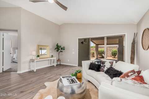 8660 E NIDO Avenue, Mesa, AZ 85209