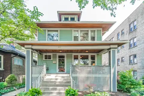 812 S. Maple Avenue, Oak Park, IL 60304