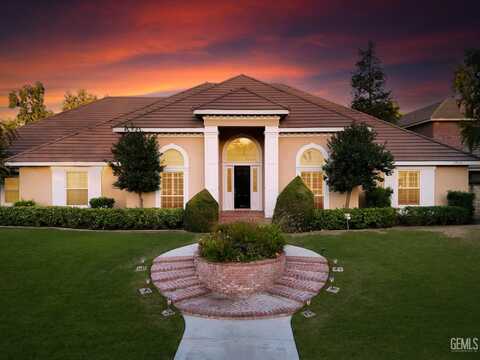 2508 Eagle Crest Drive, Bakersfield, CA 93311