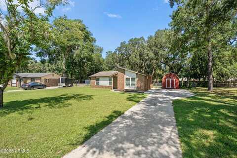 5 Quail Ridge Circle N, Beaufort, SC 29906