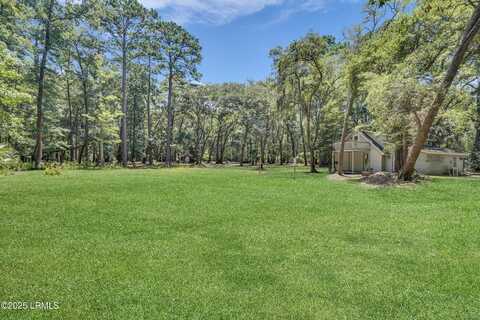 12 Pine View Drive, Bluffton, SC 29910