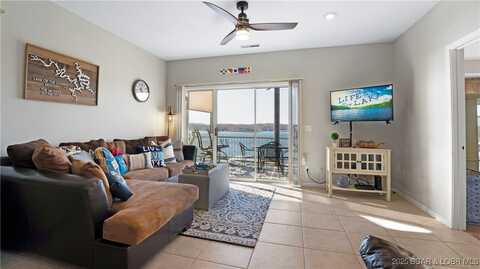 803 W Harbour Towne Drive, Lake Ozark, MO 65049