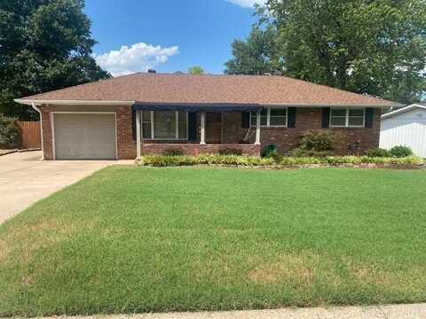 8814 Clover Hill, Little Rock, AR 72205