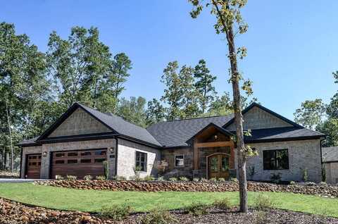 2 Resplandor Circle, Hot Springs Village, AR 71909