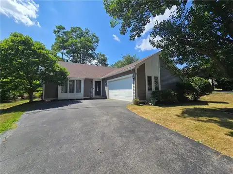 9 Hepatica Lane, Henrietta, NY 14586