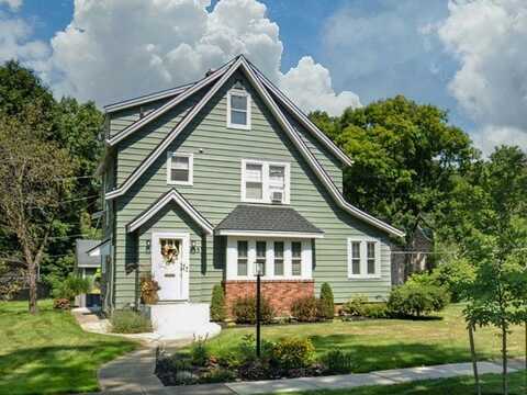 653 Winona Boulevard, Irondequoit, NY 14617