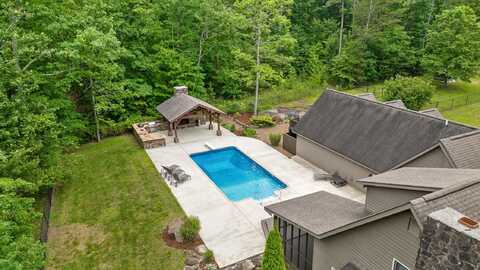 8316 Hixson Springs Road, Signal Mountain, TN 37377
