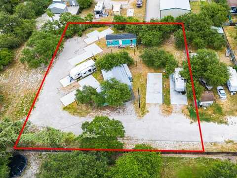914-916-918 Mission Street, Rockport, TX 78382