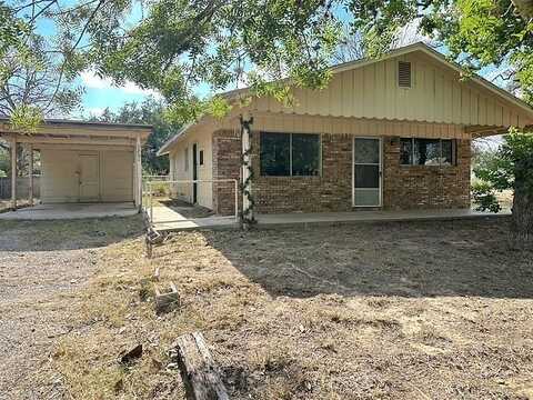 1201 Florida Street, Pleasanton, TX 78064
